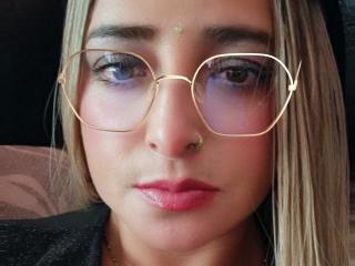 AlessadraJones - Live porn &amp; sex cam - 26450617