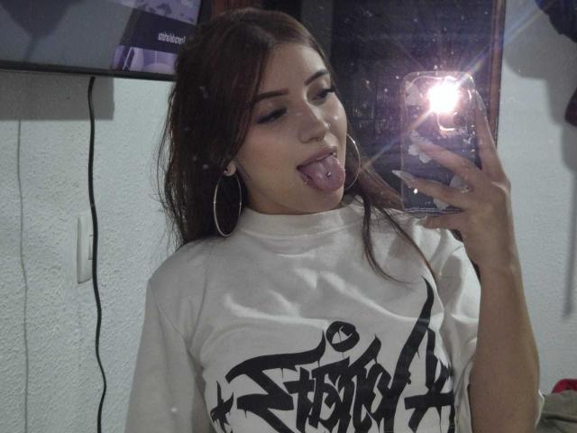 MaylinSanchez - Porno na żywo i seks kamera - 26452441