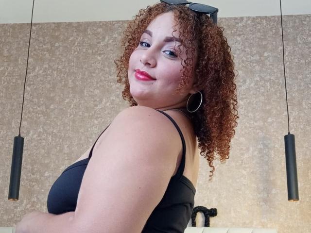 YeraCarey - Camera khiêu dâm &amp; quyến rũ trực tiếp - 26456385