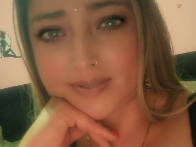 AlessadraJones - Live porn &amp; sex cam - 26462841