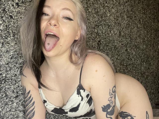 SadPotato - Live sex cam - 26463101