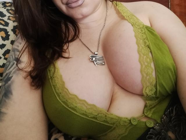 LovesexuellBisou - Sexe cam en vivo - 26466417