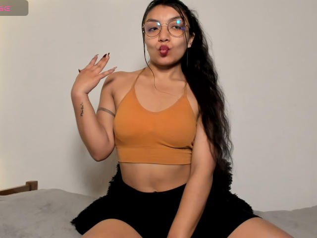 IbbyeMoreau - Live porn &amp; sex cam - 26469401