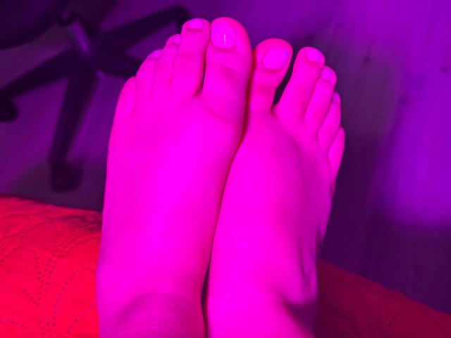 MaddyMills - Live porn &amp; sex cam - 26478069