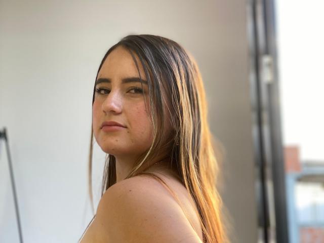 AriannaScott - Live porn &amp; sex cam - 26480201