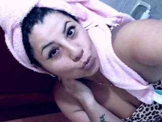 AngeleRoux - Live Sex Cam - 26485397