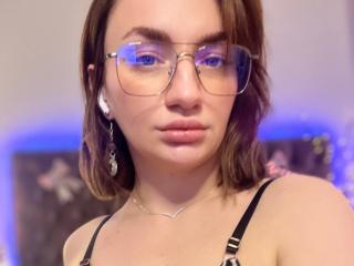 ArinaWinss - Live porn &amp; sex cam - 26486033