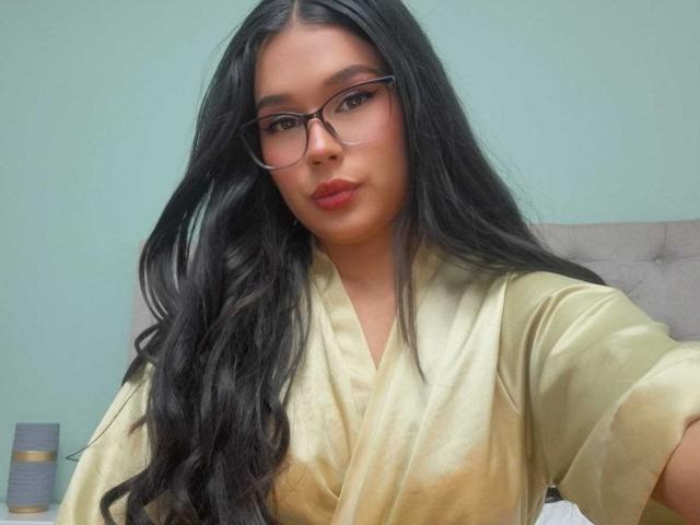 CarolineWill - Élő pornó és szexkamera - 26486241