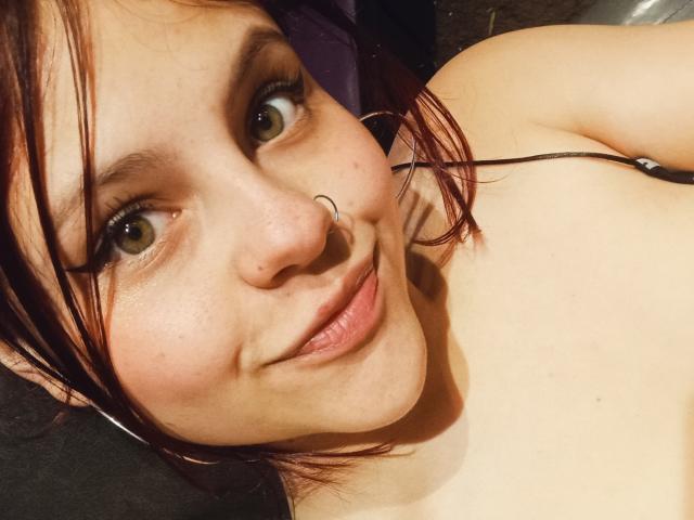 SophieHill - Élő pornó és szexkamera - 26487181