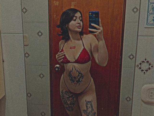 MissTat - Élő pornó és szexkamera - 26493573