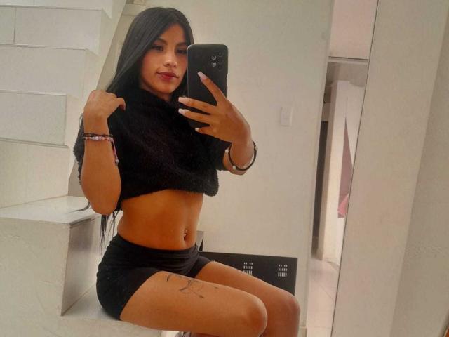 ClarisCampbell - Live porn &amp; sex cam - 26495505