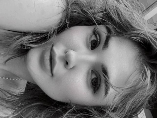 SofiVernara - Live porn &amp; sex cam - 26498745