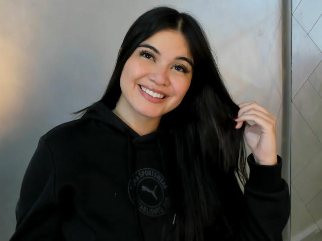 CamilaSofiia - Porno na żywo i seks kamera - 26503725