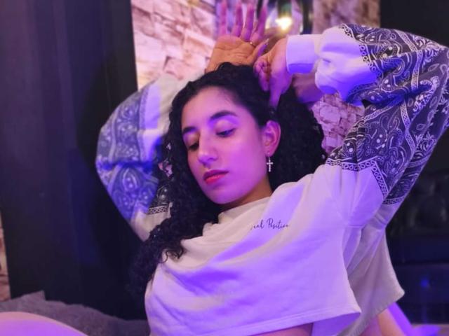 MaddieRousse - Live sexe cam - 26508253