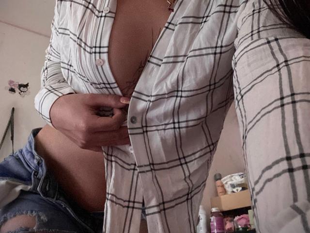 AnnaTorress - Élő pornó és szexkamera - 26508473