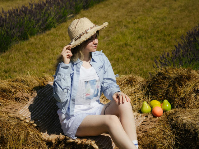 TinaRedly - Live sex cam - 26512121