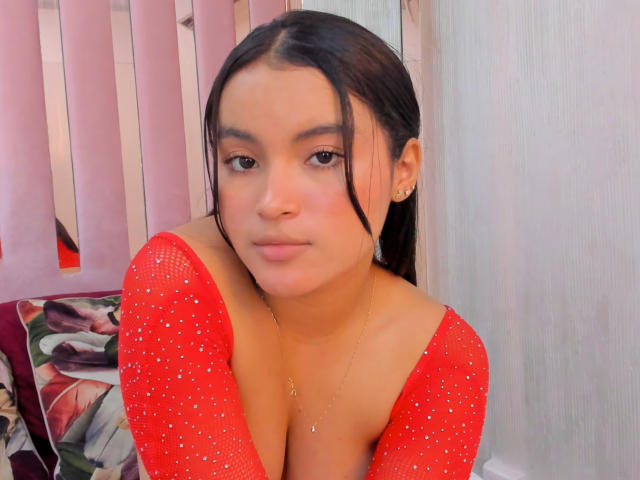 MiiaPalmer - Porno na żywo i seks kamera - 26512737