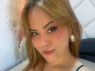 EmilyWattsson - сексуальная веб-камера в реальном времени - 26515797