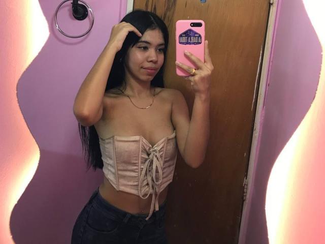 EmaGarces - Live porn &amp; sex cam - 26516637