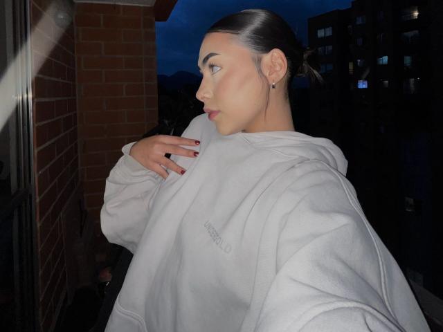 SienaReign - Live porn &amp; sex cam - 26516933