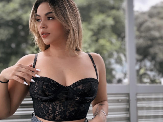 MartinaRusel - ライブポルノ&amp;セックスカム - 26517161