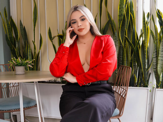 MartinaRusel - Live sex cam - 26517453