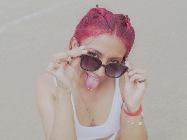 LarissaMiller - Live porn &amp; sex cam - 26518541