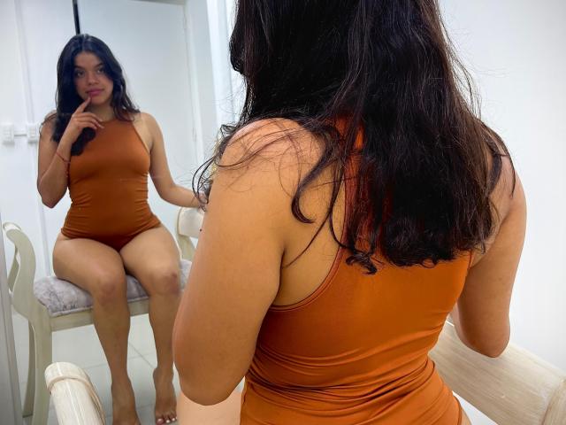 LinaSanttacruz - Live Sex Cam - 26519109