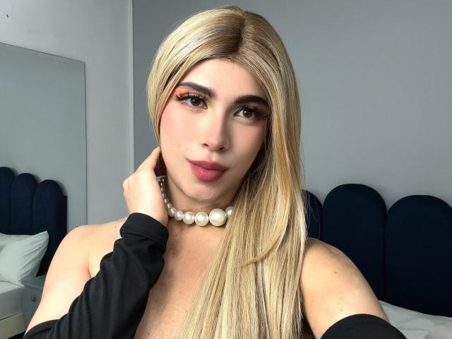 LiaColin - Live porn &amp; sex cam - 26519305