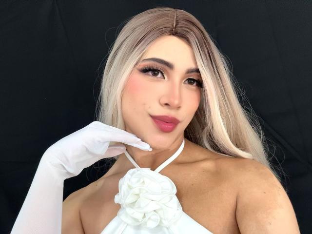 LiaColin - Live porn &amp; sex cam - 26519353