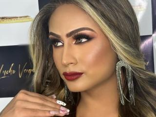 AlaiaFoxy - сексуальная веб-камера в реальном времени - 26519877