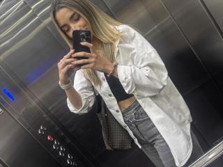 AdharaCooper - Live porn &amp; sex cam - 26520017