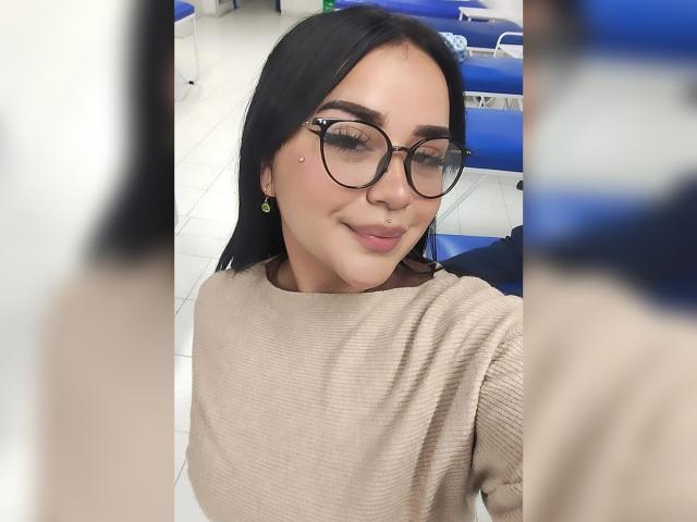 KarinaBlake - Live porn &amp; sex cam - 26522409