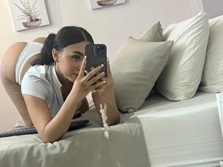 SofiaJames - Live sex cam - 26526492