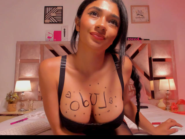 AmberSkylerr - Live sexe cam - 26531904