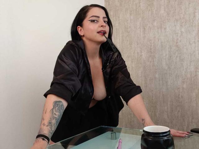 LilithAmoth - Live sex cam - 26537068