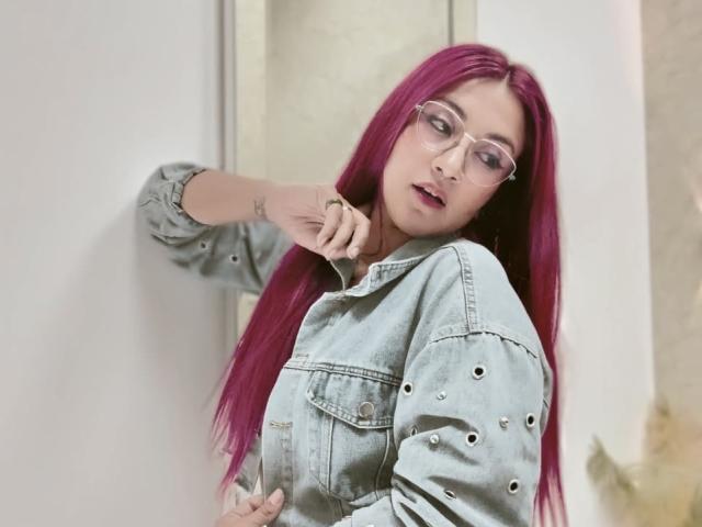 LarissaMiller - Live porn &amp; sex cam - 26538752