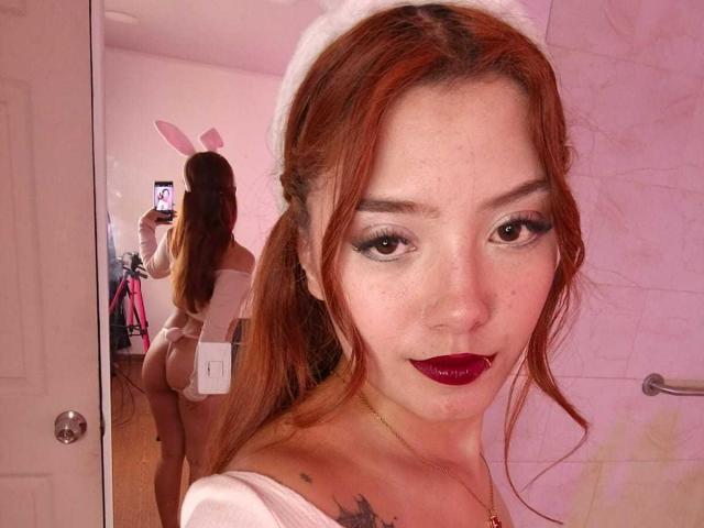 EmmaThomsonn - Sexe cam en vivo - 26542556