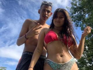 IsadoraAndClark - Live sex cam - 26543368