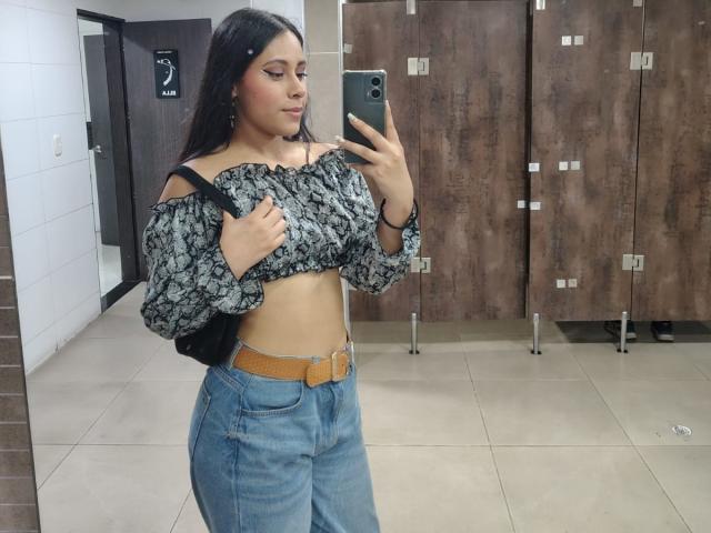 MarilynHills - Live sex cam - 26543856