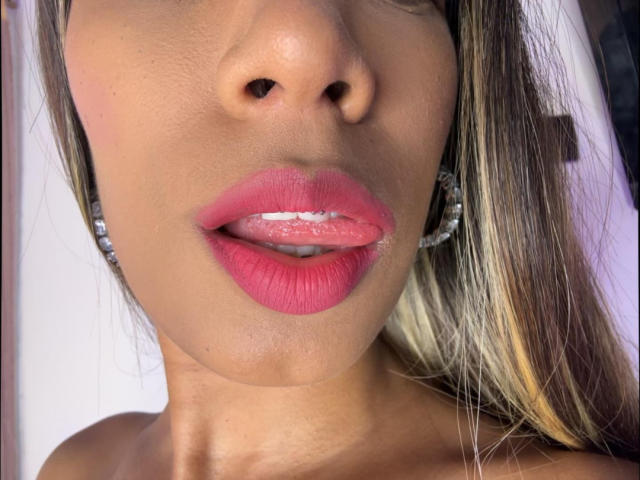 NatashaLewis - Live porn &amp; sex cam - 26545760