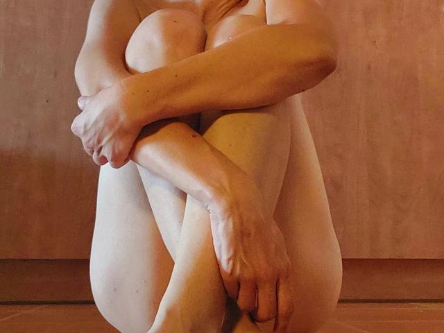 OrianaLaFrancaise - Live porn &amp; sex cam - 26549536