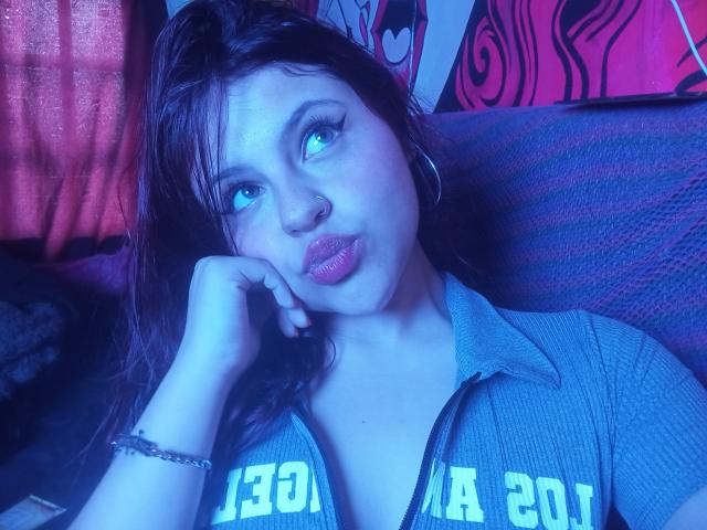 SophieHil - Live porn &amp; sex cam - 26549900