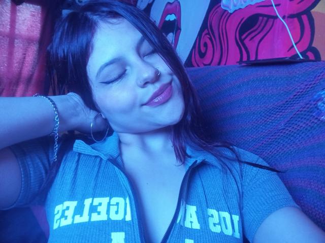 SophieHil - ライブポルノ&amp;セックスカム - 26549904