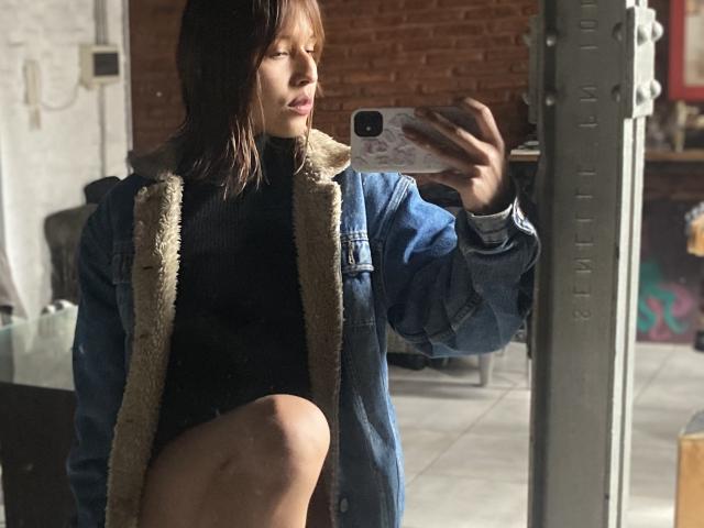 KiaraHernandes - Sexe cam en vivo - 26550060