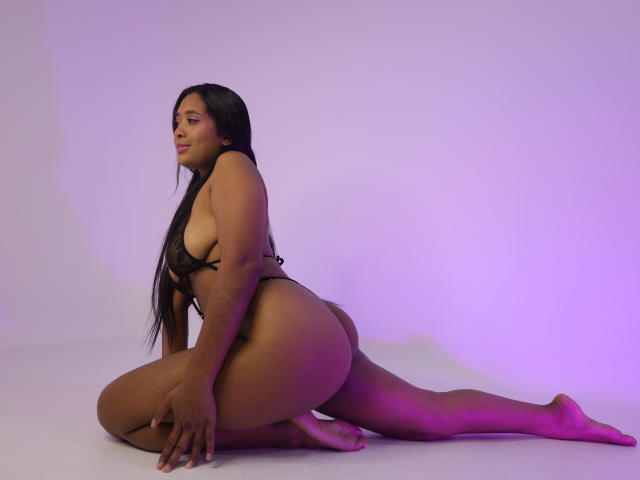 ZuriJackson - Live porn &amp; sex cam - 26556730