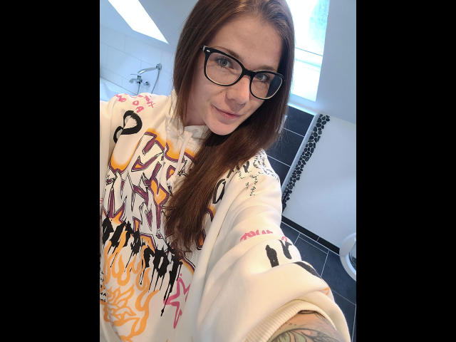 Solveig-hot - Live porn &amp; sex cam - 26556870