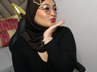 HelueJamil - Live Sex Cam - 26559118