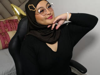 HelueJamil - Live Sex Cam - 26559126