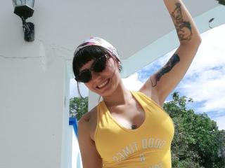 SaraleePoison - Live porn &amp; sex cam - 26568210